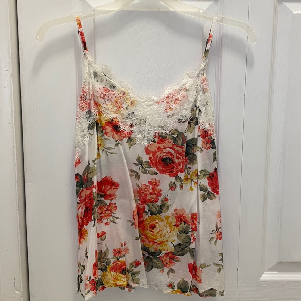 Abercrombie & Fitch Floral Eyelash Lace Tank Top